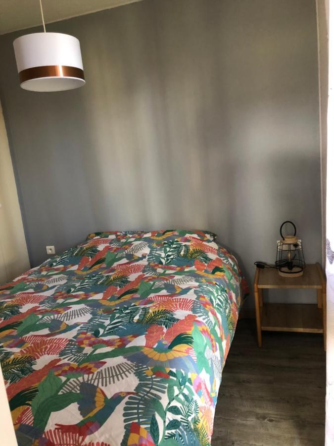 Cottage 4 Personnes Dans Domaine Prive Signy-le-Petit Zewnętrze zdjęcie