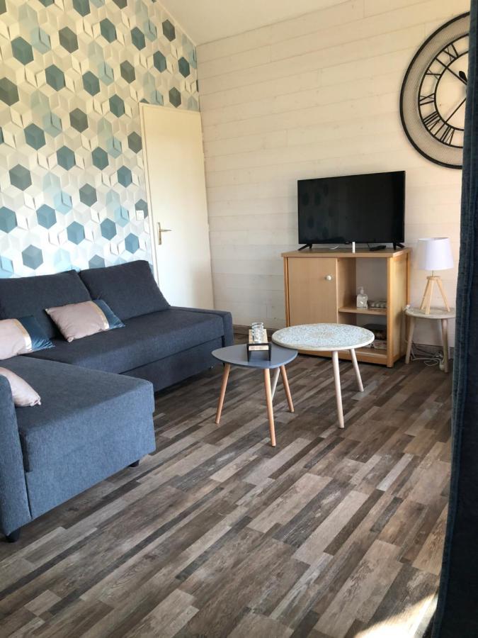 Cottage 4 Personnes Dans Domaine Prive Signy-le-Petit Zewnętrze zdjęcie